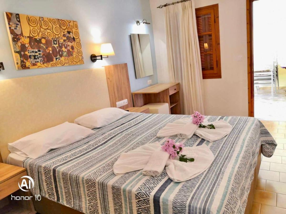 Hill Lofos Hotel Kassiopi Exterior photo