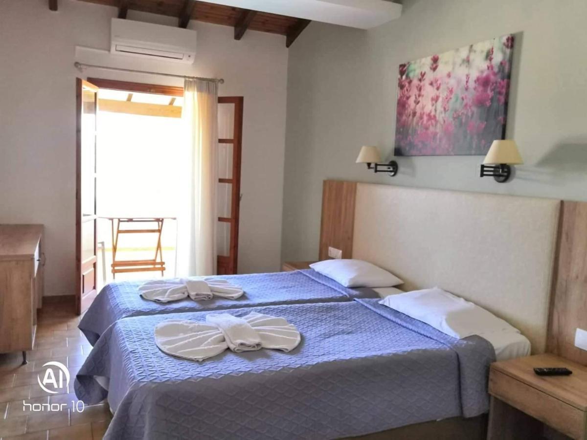 Hill Lofos Hotel Kassiopi Exterior photo